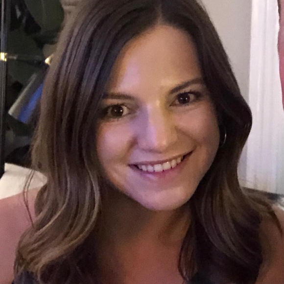 Meet your Posher, Jessica - Picture 1 of 1